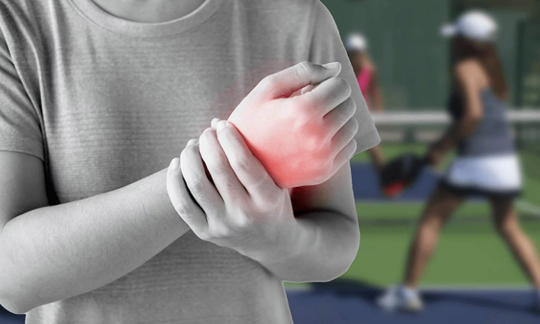 huong-dan-an-toan-cach-han-che-chan-thuong-khi-choi-pickleball3.png