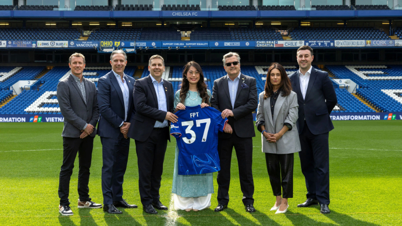 fpt-chinh-thuc-xuat-hien-tren-ao-dau-chelsea2.jpg