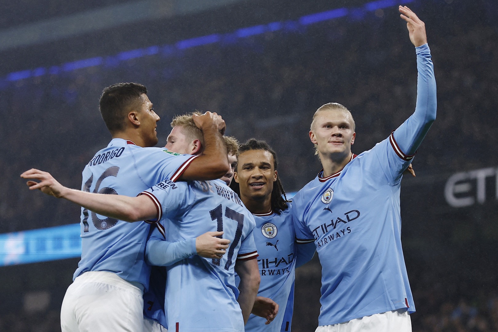1762566149_Man-City-Liverpool.jpg
